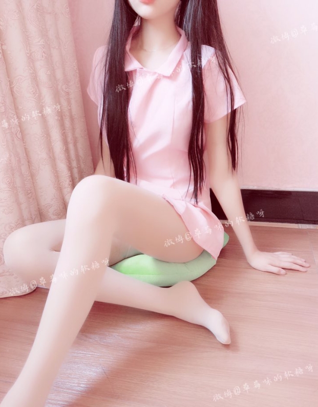 微博火辣御姐《草莓味的软糖呀》精选定制作品