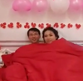 闺蜜闹洞房翻车现场怎么回事？