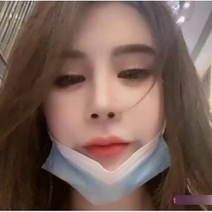 欣赏女神的魅力：杭州网红RosesJoo鲤鲤精彩视频