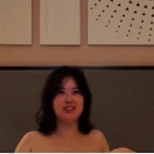 Twitter体型丰满的母老虎贵妇被帅气小鲜肉征服[1V298M