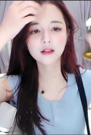 《虎牙玹儿直播热舞剪辑合集，让你欲罢不能的视觉盛宴！》