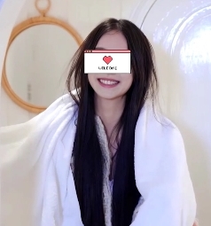 高颜值的网红Sula的私拍新作