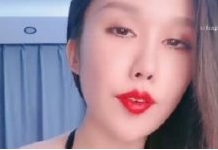 抖音女主播尼尼子的收费秀瓜