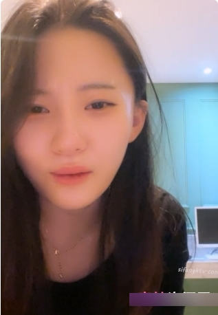 网红女主播热舞，小石头舞技热血沸腾