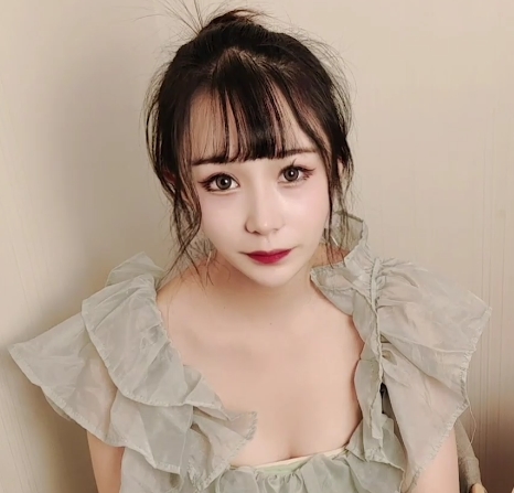 转载搬运这个词组不是商品的标题，可以直接去掉。根据剩下的内容，可以得出以下可能的商品-家访女老师与学生争执：这个标题描述了一个有争议的事件，可以吸引读者的兴趣。-学生内释事件：这个标题直接点出了事件的核心，可能会引起读者的好奇心。-百度盘分享：这个标题强调了一个资源的共享，可能会吸引那些需要这个资源的读者。根据需要，还可以进一步增加细节，比如：-家访女老师与学生争执：揭秘背后的真相！-学生内释事件