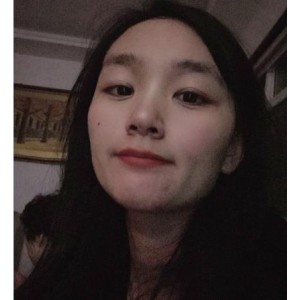 美女私拍散播15套高清照片