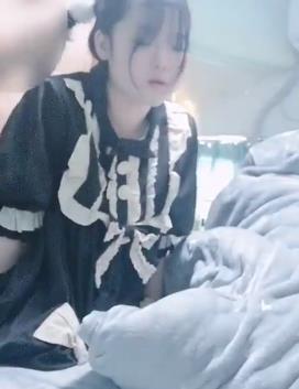 寻找久妖大神和jimmybiiig，需要双马尾和眼镜娘