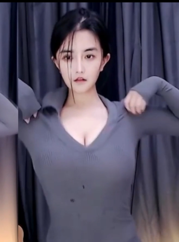 AI脱衣+虎牙斗鱼+热舞对比+古阿扎米娜专享+6V+1.03G，高清摇摆美女合集