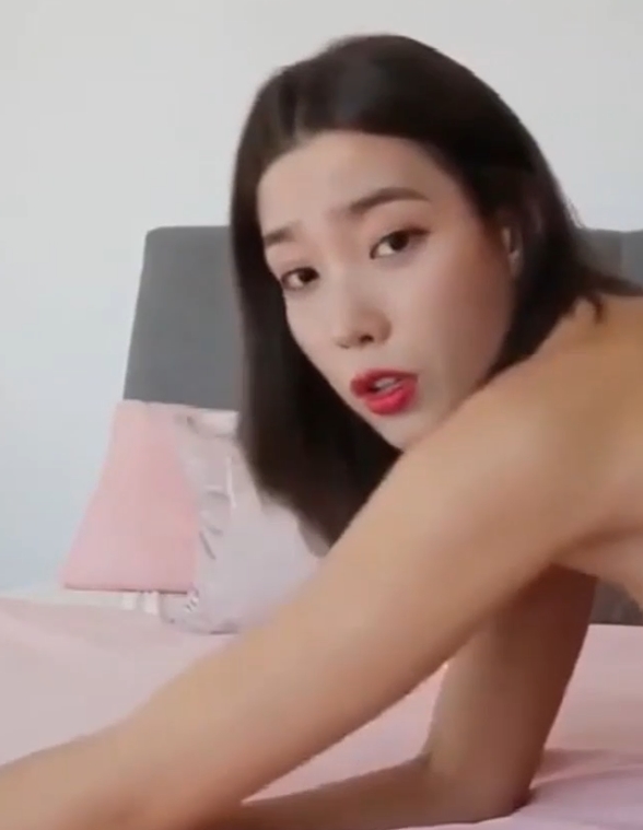 优质百度云美魔女李知恩最新合集188M，双重压缩，回复可免费下载