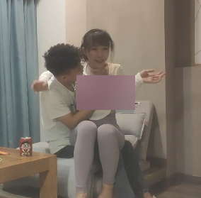 熟女搬运百度盘丰满大姐最新合集1V1.3G，轻点顶到底了