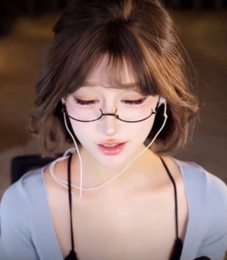 粉丝祭百度盘张爱玲大合集80V28G，福利视频打包