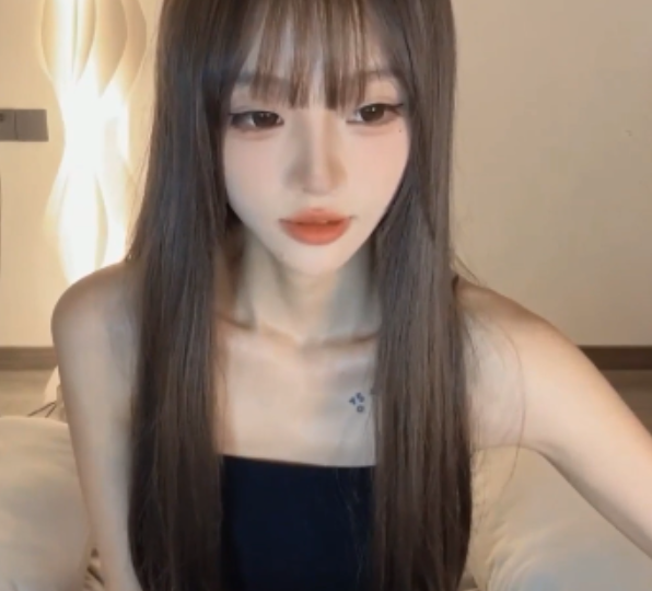 校花女神Andy_coco魅力合集：20个视频16.4G！