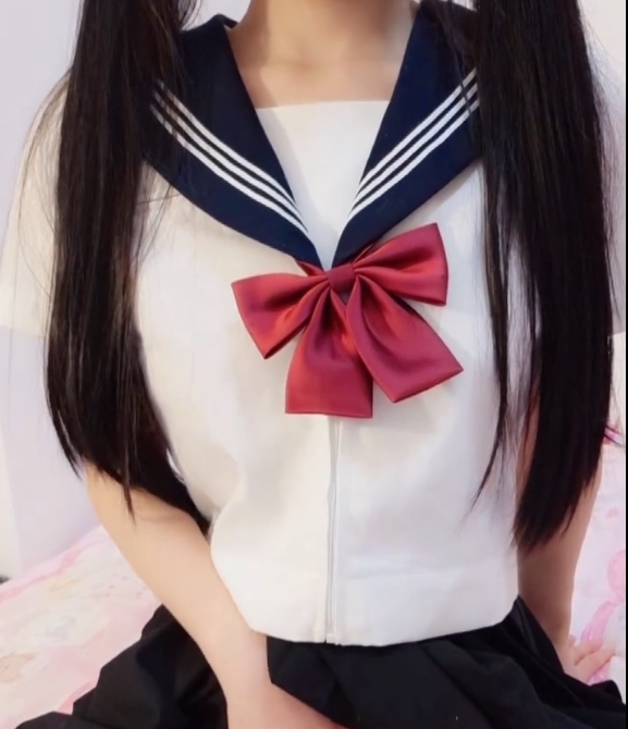 伪娘合集百度盘小清新打包5V2.47G，压缩无圣光