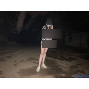 推特绿帽夫妻私拍合集『总在你背后TK』125V701P+4.9G，露脸乱来三人游