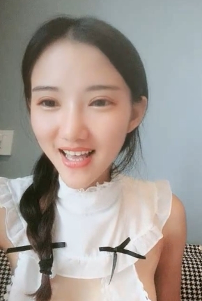 眼镜牛气主播南半球最新合集43V43.9G，精彩视频大集合