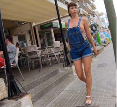 欧美推特成熟女神naughty_lada超人气诡异展示合集33V6.5G，奇特风格