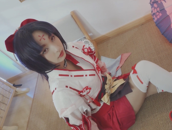 抖音神樂坂真冬cosplay合集3部761M太诱人了