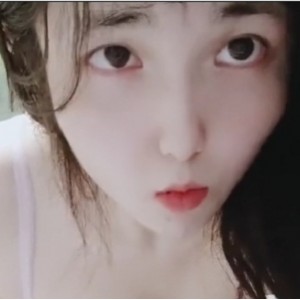 OnlyFans艾瑞卡主播合集1部15G热辣