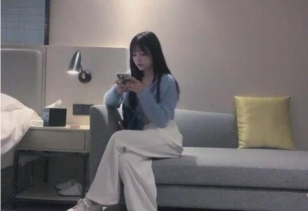 兰兰鹿鹿虎牙门事件合集7V2.5G妩媚宅男专享