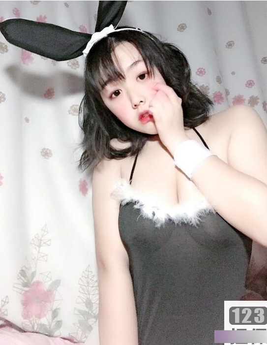 抖音学姐高挑护士装合集77V160G劲爆