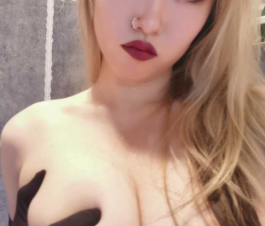 OnlyFCandy上海私房80部1.73G绝密