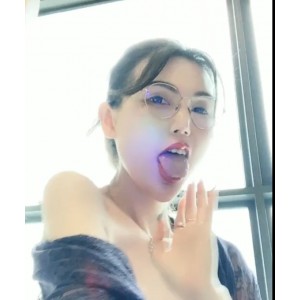 丰满水悦OnlyFans劲爆直播合集15部30.9G