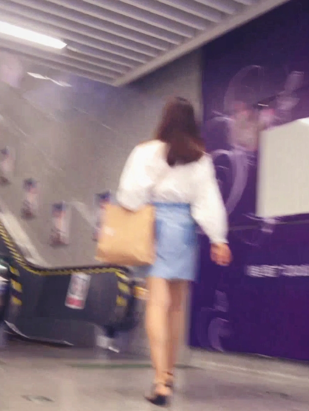 1229部学生妹抄底合集183G诱惑爆棚