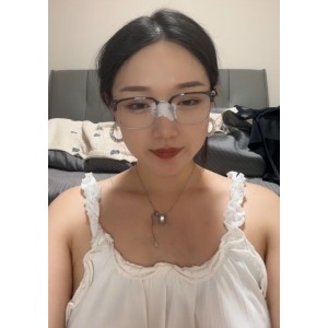 妹子叭嗦眼镜御姐个人秀57部48.6G黑丝珍藏