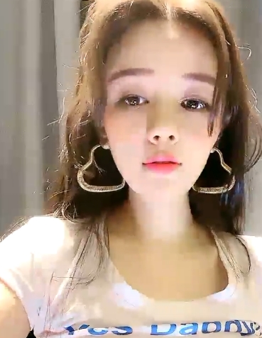 秀场大赏桑哥私密直播92部57.4G流汗必看