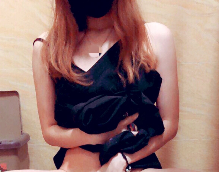 推特hungerlan抖M三洞私拍合集42部299M