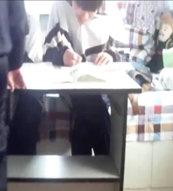 校服少女白棉袜足艺合集165M青涩感爆棚