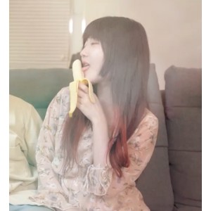 抖音沈娜娜热舞私拍83部49.5G超火辣