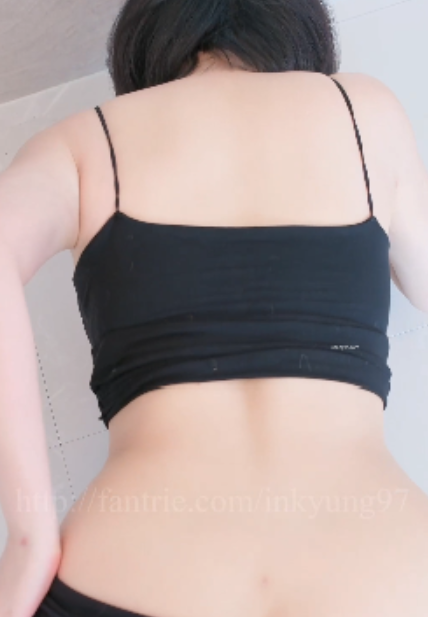 火辣姜仁卿大波少女OF合集50部2.9G诱惑