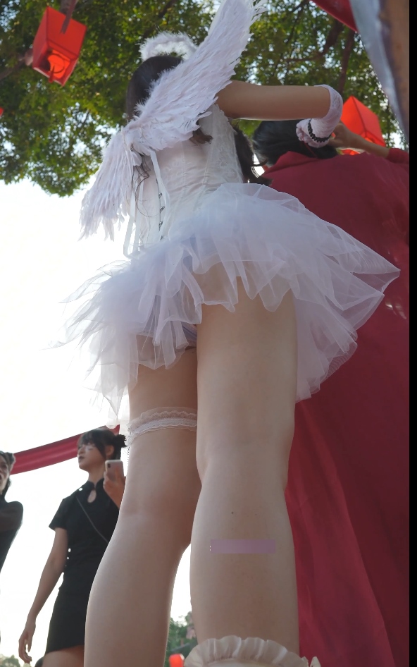 小蓝鸟蕾丝女神超近视角CD20部393M某处诱惑