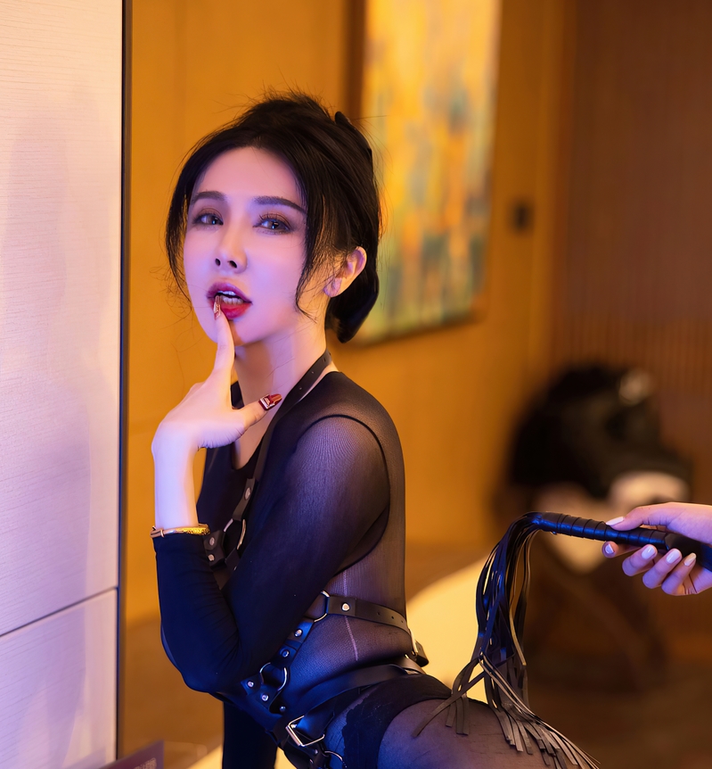 优酷潘娇娇国风私拍84部5.8g超值典藏