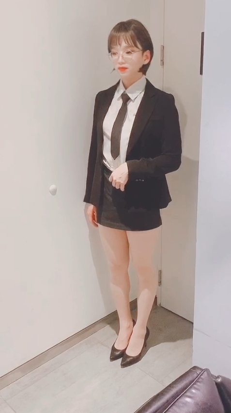 OF小男娘Jieun韩国伪娘视频256部39.3G太顶了