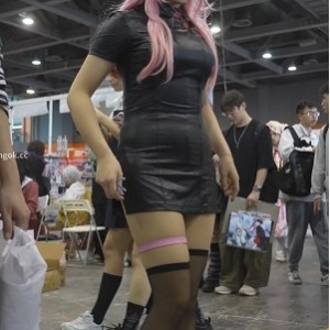 xxn361黑色开衩旗袍单部cos532MB超诱惑