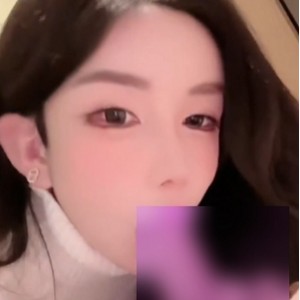 依依liu高颜值TS私密珍藏21部2.8G超会玩