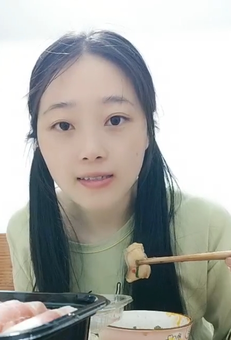9.1G纯纯乖乖10部私拍南艺好水灵