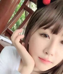 公园凉亭童颜大罩杯学妹偷偷玩弄小玩具1V339M