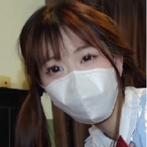 JK少女Cola玩铁互动视频2部890M叫声超放得开