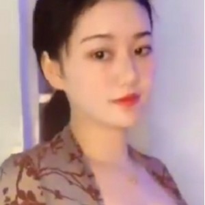 虎皮猫绝版良家投稿合集14V707M推特大神炸裂私拍
