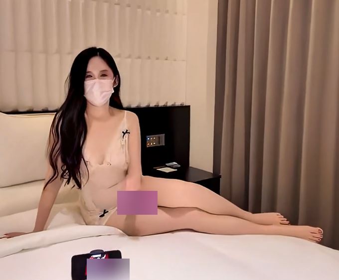 独居后妈多势迎合天际线LUNA姐姐1V1.04GB太撩人了