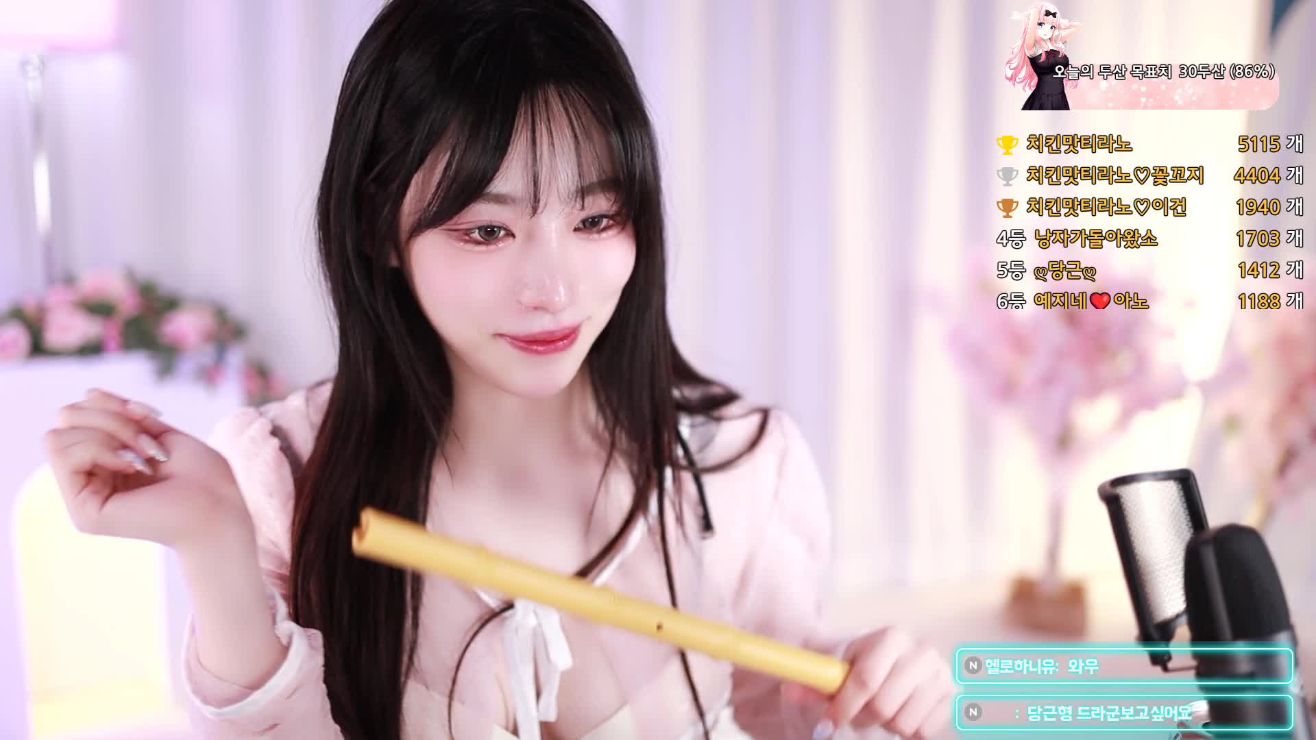 少女映画小鱼火辣私拍375P2V6.55G合集曲线绝了