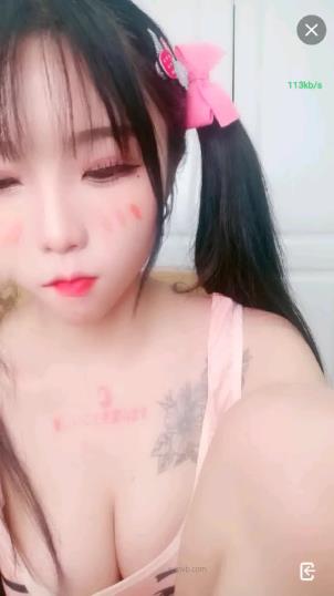 糖儿小迷迷劲舞自拍合集30部36G童颜巨杯魅力难挡
