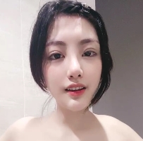 推特G奶尤物丰腴搔首弄姿1V668M扭腰摆臀太致命